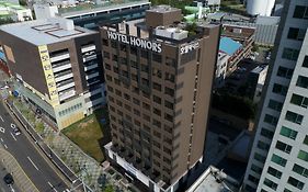 Honors Hotel