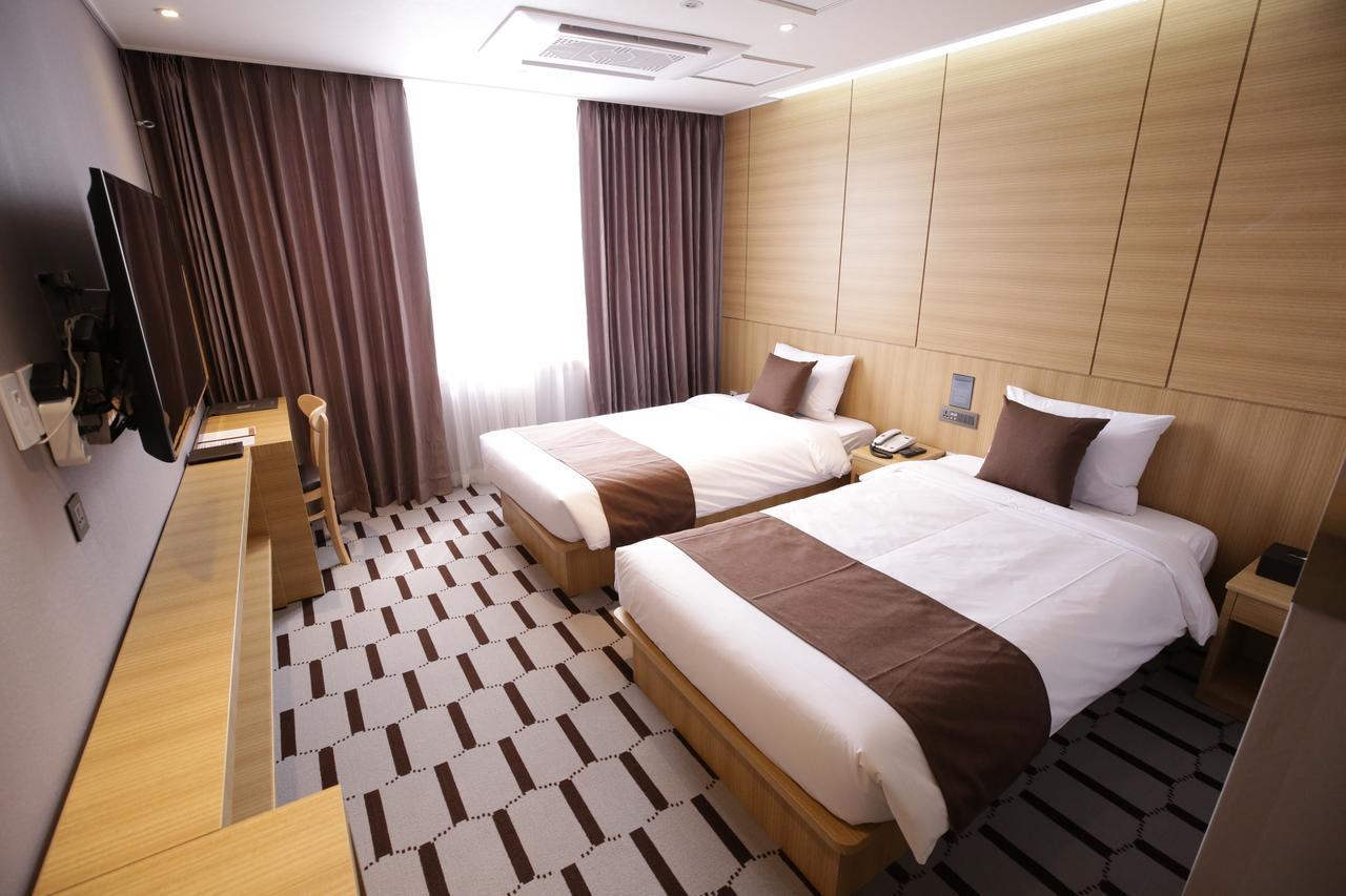 Honors Hotel Hwaseong Экстерьер фото