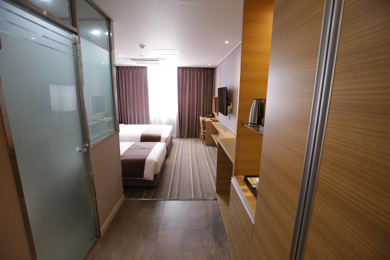 Honors Hotel Hwaseong Экстерьер фото