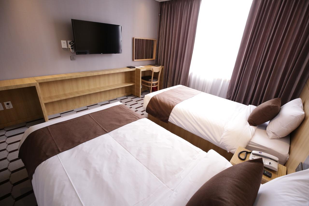 Honors Hotel Hwaseong Экстерьер фото